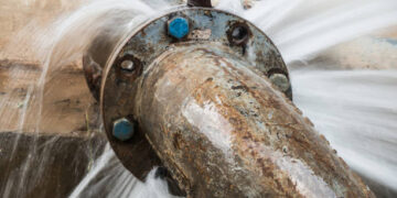 Detecting Leaks in Mains Water Supply Pipes