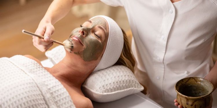 Unwind in Luxury: Crafting the Perfect Home Spa Day Experience