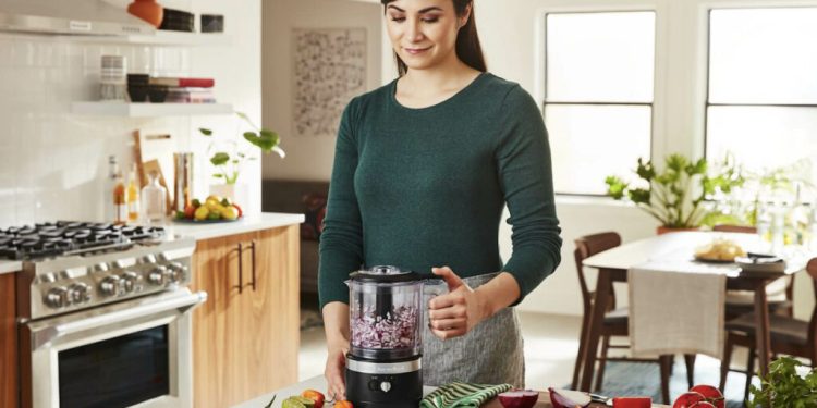 Culinary Marvels: Essential Kitchen Gadgets Every Foodie Should Own