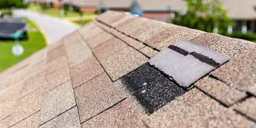 Common Roofing Problems Every Homeowner Faces